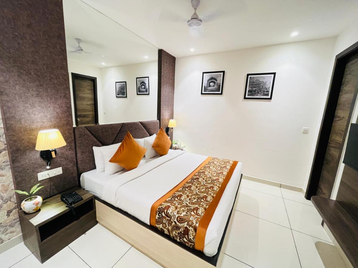 Hotel The Savode - Just 2 Mins From Golden Temple Amritsar Eksteriør billede