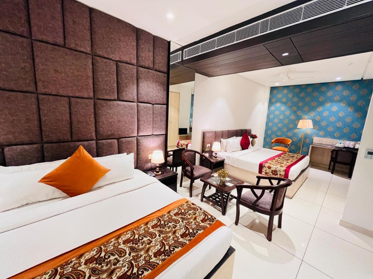 Hotel The Savode - Just 2 Mins From Golden Temple Amritsar Eksteriør billede