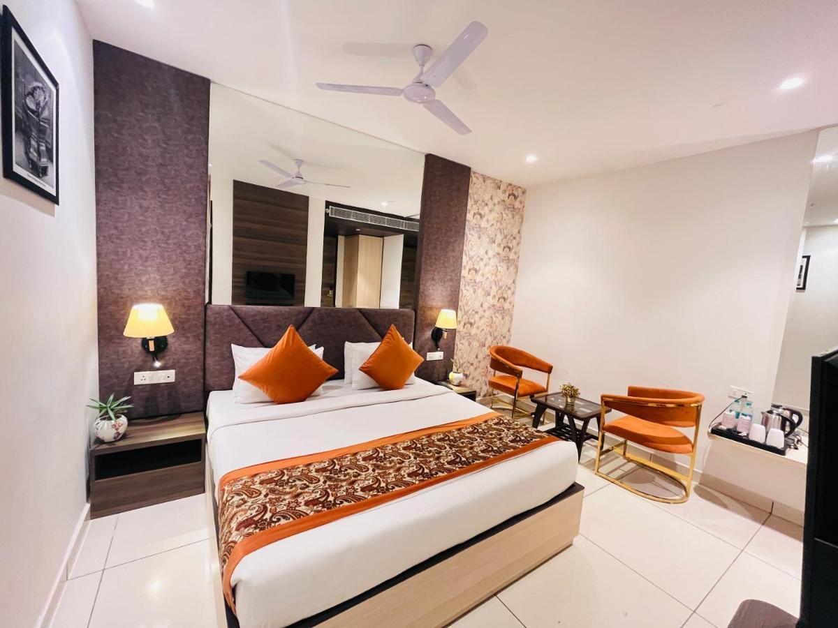 Hotel The Savode - Just 2 Mins From Golden Temple Amritsar Eksteriør billede