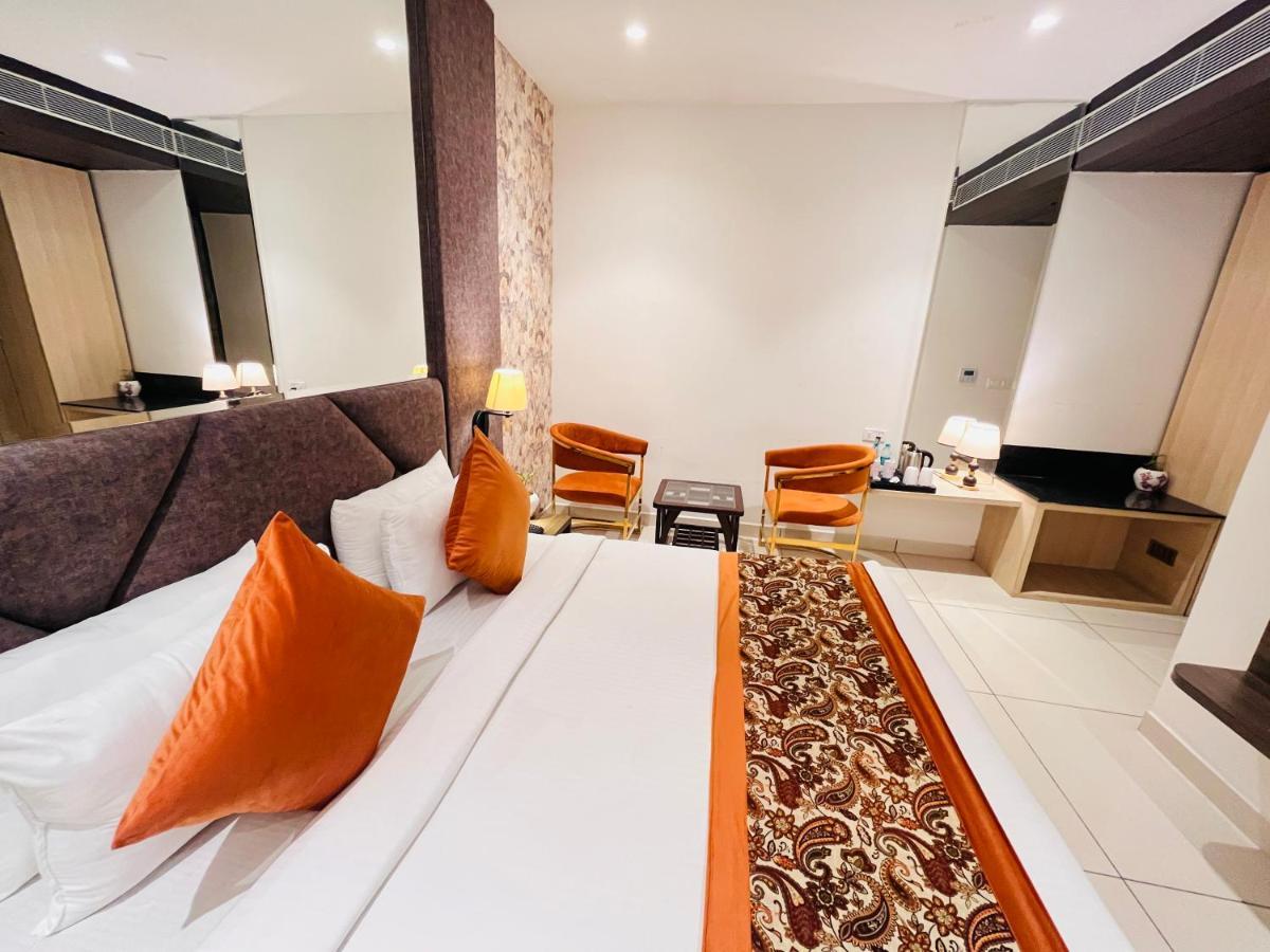 Hotel The Savode - Just 2 Mins From Golden Temple Amritsar Eksteriør billede